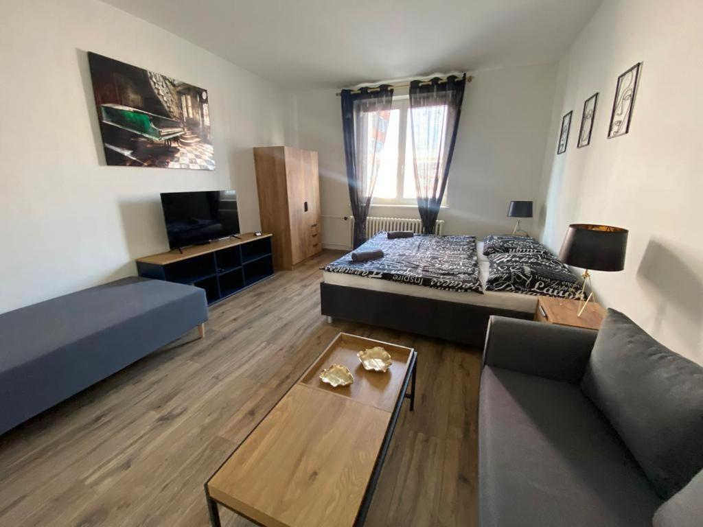 Cerna Ruze - Apartman 4 Pilsen Exterior photo